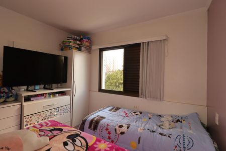 Apartamento à venda com 140m², 3 quartos e 2 vagasQuarto 2