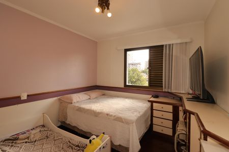 Apartamento à venda com 140m², 3 quartos e 2 vagasQuarto 1
