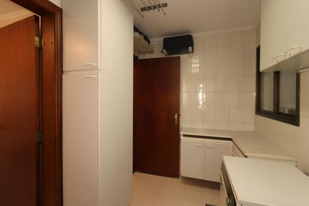 Apartamento à venda com 140m², 3 quartos e 2 vagasÁrea de Serviço