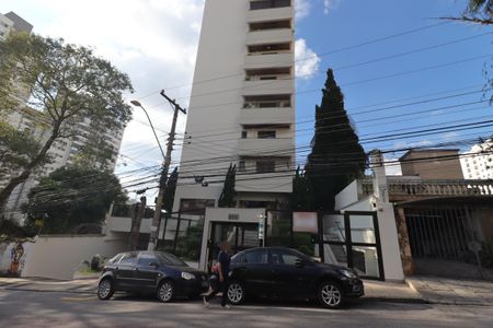 Apartamento à venda com 140m², 3 quartos e 2 vagasFachada