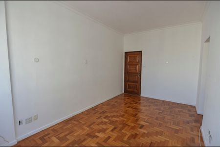Apartamento para alugar com 80m², 2 quartos e sem vaga Apartamento para alugar com 80m², 2 quartos e sem vagaSala