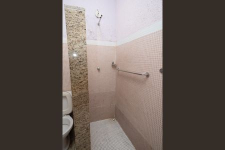 Apartamento para alugar com 185m², 3 quartos e sem vagaBanheiro da Suíte 2