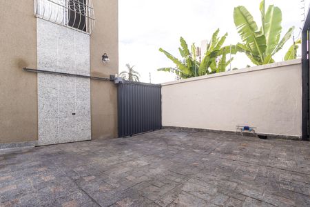 Garagem de apartamento para alugar com 3 quartos, 120m² em Ouro Preto, Belo Horizonte