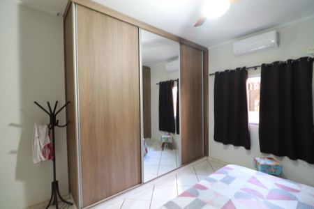 Casa para alugar com 100m², 2 quartos e 2 vagasSuite 