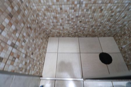 Casa para alugar com 100m², 2 quartos e 2 vagasBanheiro 