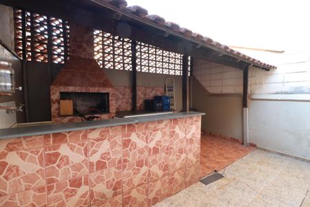 Casa para alugar com 100m², 2 quartos e 2 vagasÁrea gourmet 