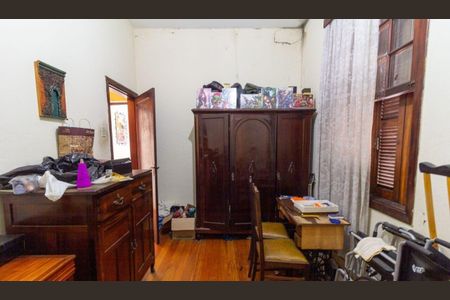 Casa à venda com 252m², 3 quartos e 2 vagasquarto 