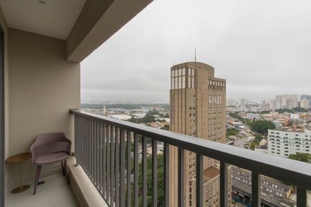 Studio para alugar com 28m², 0 quarto e sem vaga Studio para alugar com 28m², 0 quarto e sem vagaSacada