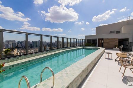 Studio para alugar com 28m², 0 quarto e sem vaga Studio para alugar com 28m², 0 quarto e sem vagaArea Comum - Piscina