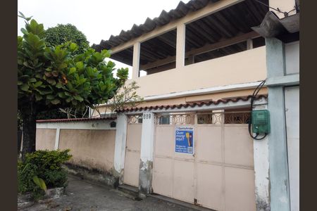 Casa à venda com 141m², 5 quartos e 2 vagasFachada
