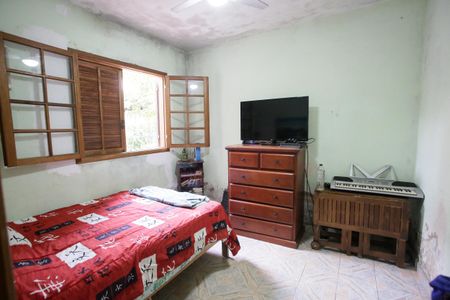 Casa à venda com 141m², 5 quartos e 2 vagasQuarto 2