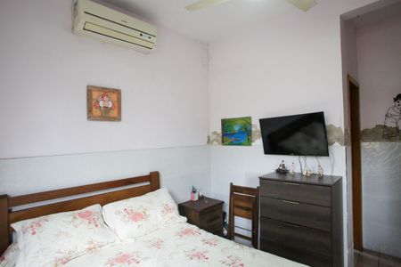 Casa à venda com 141m², 5 quartos e 2 vagasQuarto Suíte