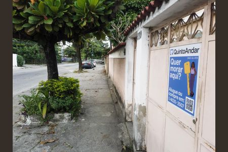 Casa à venda com 141m², 5 quartos e 2 vagasFachada