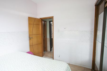Casa à venda com 141m², 5 quartos e 2 vagasQuarto 4