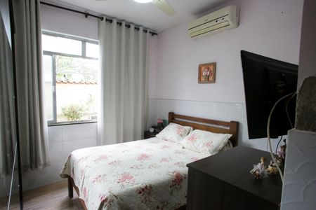 Casa à venda com 141m², 5 quartos e 2 vagasQuarto Suíte