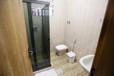 Casa à venda com 141m², 5 quartos e 2 vagasBanheiro Social
