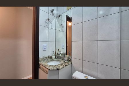 Apartamento para alugar com 114m², 2 quartos e 2 vagas Apartamento para alugar com 114m², 2 quartos e 2 vagasBanheiro