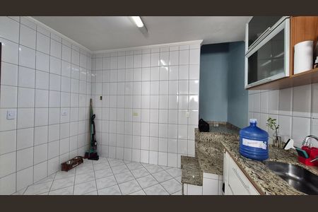 Apartamento para alugar com 114m², 2 quartos e 2 vagas Apartamento para alugar com 114m², 2 quartos e 2 vagasCozinha