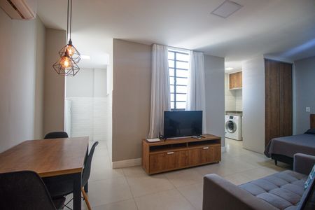 Sala de apartamento para alugar com 1 quarto, 31m² em Santo Cristo, Rio de Janeiro