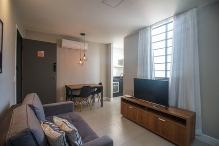 Sala de apartamento para alugar com 1 quarto, 31m² em Santo Cristo, Rio de Janeiro
