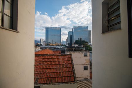 Sala Vista de apartamento para alugar com 1 quarto, 31m² em Santo Cristo, Rio de Janeiro