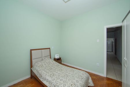 Apartamento à venda com 210m², 4 quartos e sem vagaQUARTO2