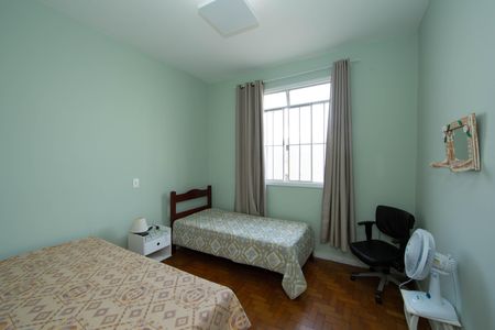 Apartamento à venda com 210m², 4 quartos e sem vagaQUARTO4