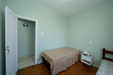 Apartamento à venda com 210m², 4 quartos e sem vagaQUARTO4