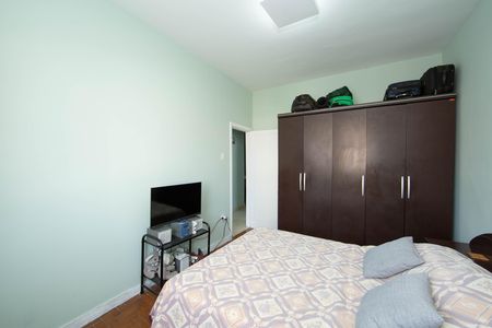 Apartamento à venda com 210m², 4 quartos e sem vagaQUARTO3