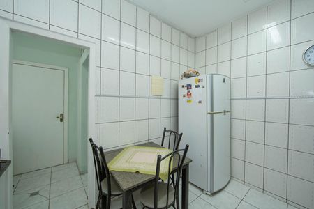 Apartamento à venda com 210m², 4 quartos e sem vagaCOZINHA
