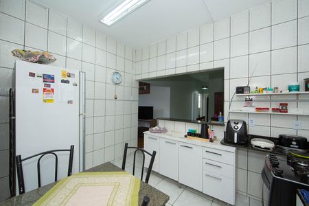 Apartamento à venda com 210m², 4 quartos e sem vagaCOZINHA
