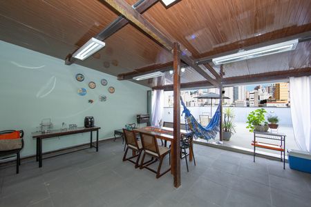 Apartamento à venda com 210m², 4 quartos e sem vagaCOBERTURA