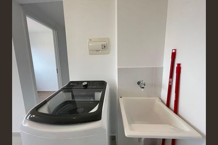 Apartamento para alugar com 32m², 2 quartos e sem vaga Apartamento para alugar com 32m², 2 quartos e sem vagaCozinha e Área de Serviço