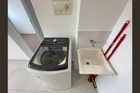 Apartamento para alugar com 32m², 2 quartos e sem vaga Apartamento para alugar com 32m², 2 quartos e sem vagaCozinha e Área de Serviço