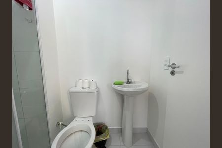 Apartamento para alugar com 32m², 2 quartos e sem vaga Apartamento para alugar com 32m², 2 quartos e sem vagaBanheiro