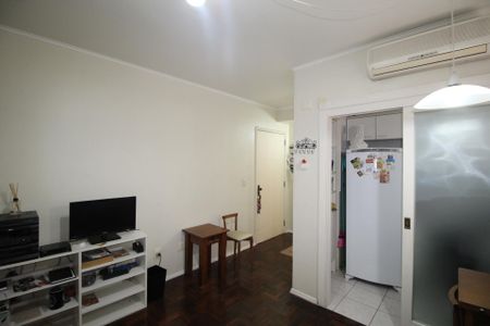 Sala de apartamento à venda com 1 quarto, 43m² em Independência, Porto Alegre