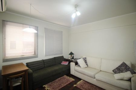 Sala de apartamento à venda com 1 quarto, 43m² em Independência, Porto Alegre