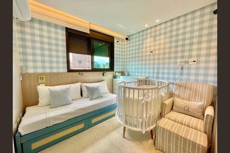 Apartamento à venda com 136m², 2 quartos e 3 vagas