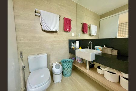 Apartamento à venda com 136m², 2 quartos e 3 vagas