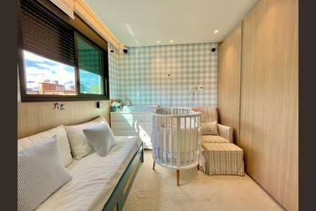 Apartamento à venda com 136m², 2 quartos e 3 vagas