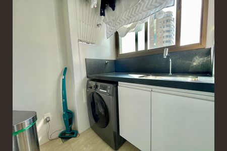 Apartamento à venda com 136m², 2 quartos e 3 vagas