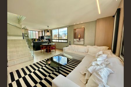 Apartamento à venda com 136m², 2 quartos e 3 vagas