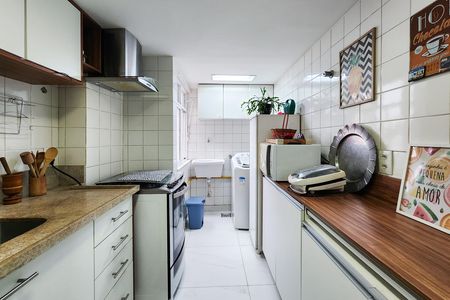 Apartamento para alugar com 60m², 2 quartos e sem vagaCozinha 