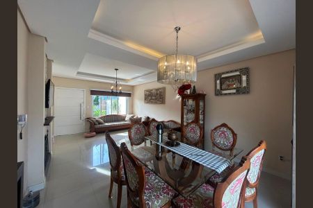 Sala de casa à venda com 3 quartos, 250m² em Marechal Rondon, Canoas