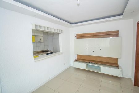 Sala de casa para alugar com 2 quartos, 250m² em Vila Valqueire, Rio de Janeiro