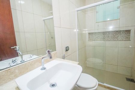 Casa para alugar com 250m², 2 quartos e 3 vagasBanheiro