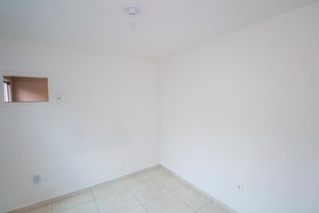 Suíte de casa para alugar com 2 quartos, 250m² em Vila Valqueire, Rio de Janeiro