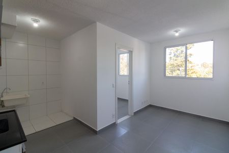 Apartamento para alugar com 34m², 2 quartos e sem vaga Apartamento para alugar com 34m², 2 quartos e sem vagaSala - Cozinha