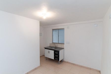 Casa para alugar com 60m², 1 quarto e sem vaga Casa para alugar com 60m², 1 quarto e sem vagaCozinha
