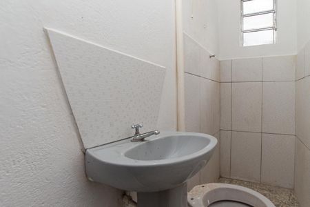 Casa para alugar com 60m², 1 quarto e sem vaga Casa para alugar com 60m², 1 quarto e sem vagaBanheiro